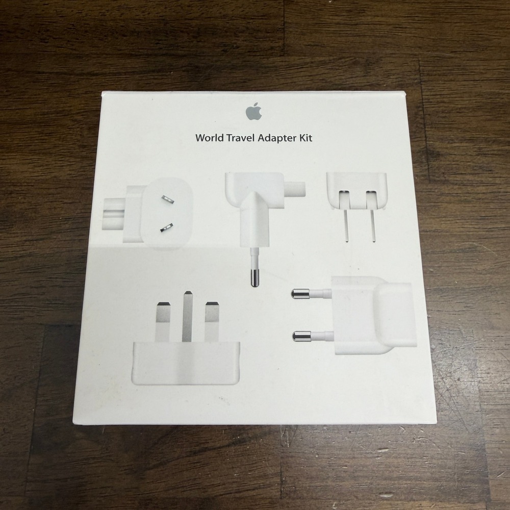 Apple World Travel Adapter Kit White 7-Piece Plug Set MD837AM/A